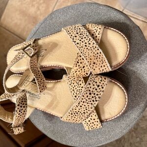 Corkys Tan and Black Platform Sandals with Leopard Print